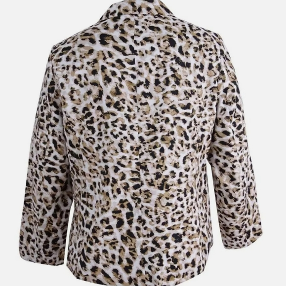 ⚡SALE! Calvin Klein Leopard Print Blazer - Picture 2 of 9